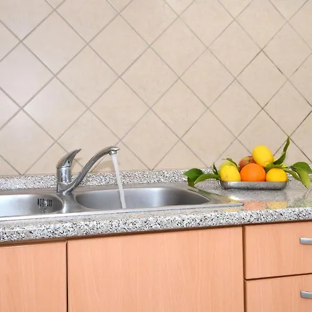 Apartment Arbanija A2