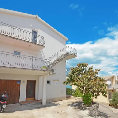 Arbanija A2 Apartment Trogir